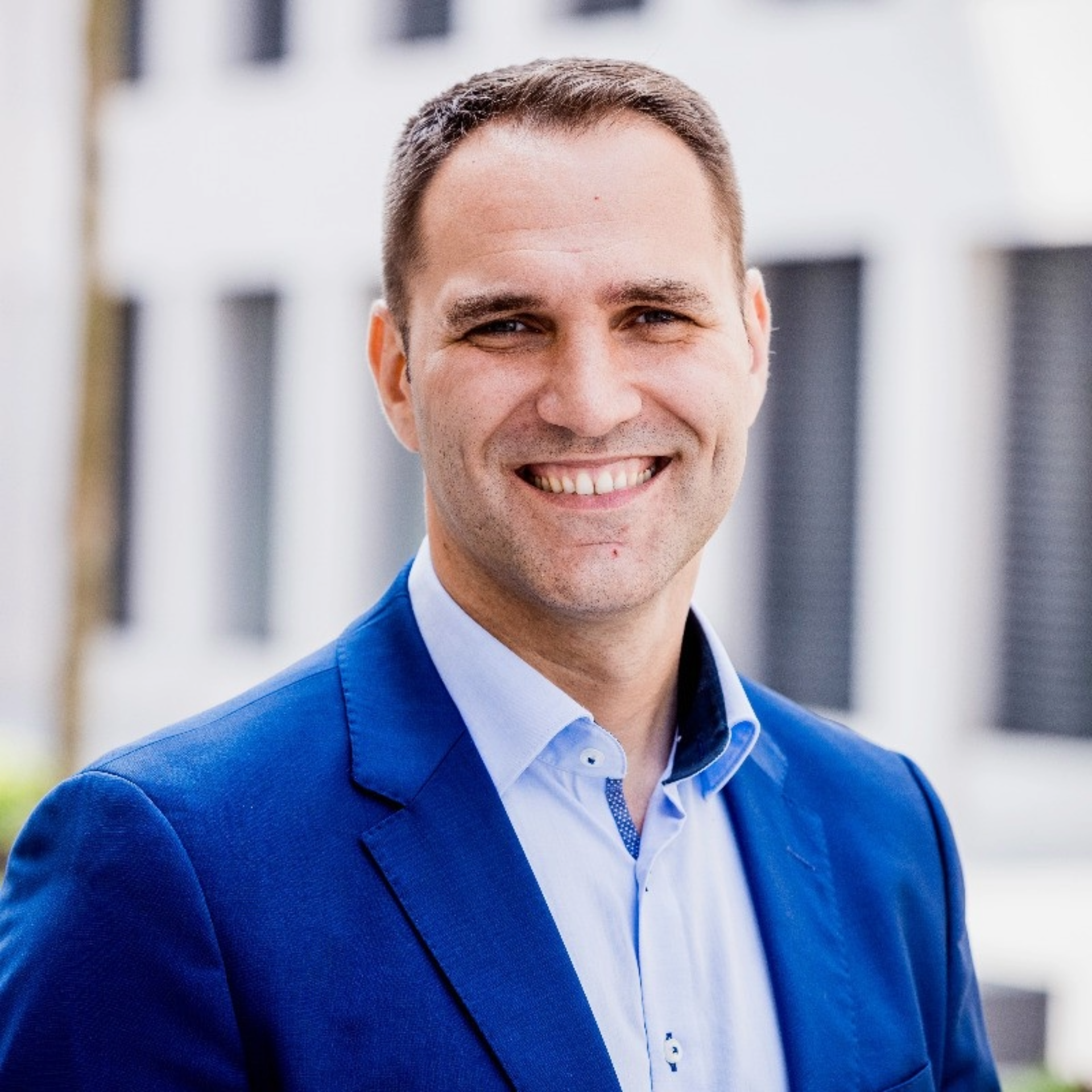 Portrait Dipl.-Ing. Lidomir Teklić, Geschäftsführer KKT Ingenieure International